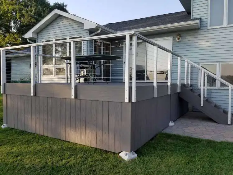 Composite Deck Gallery 27